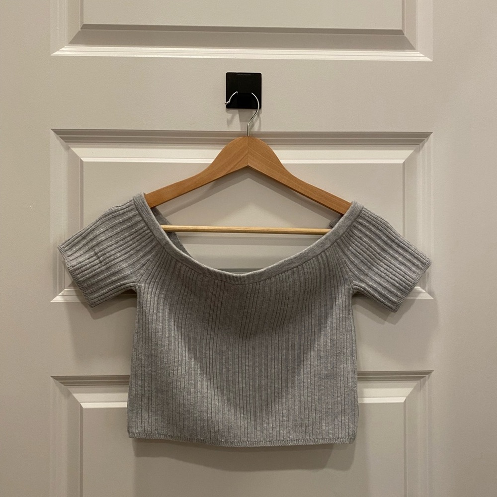 Aerie Light Gray Ribbed Knit Top
